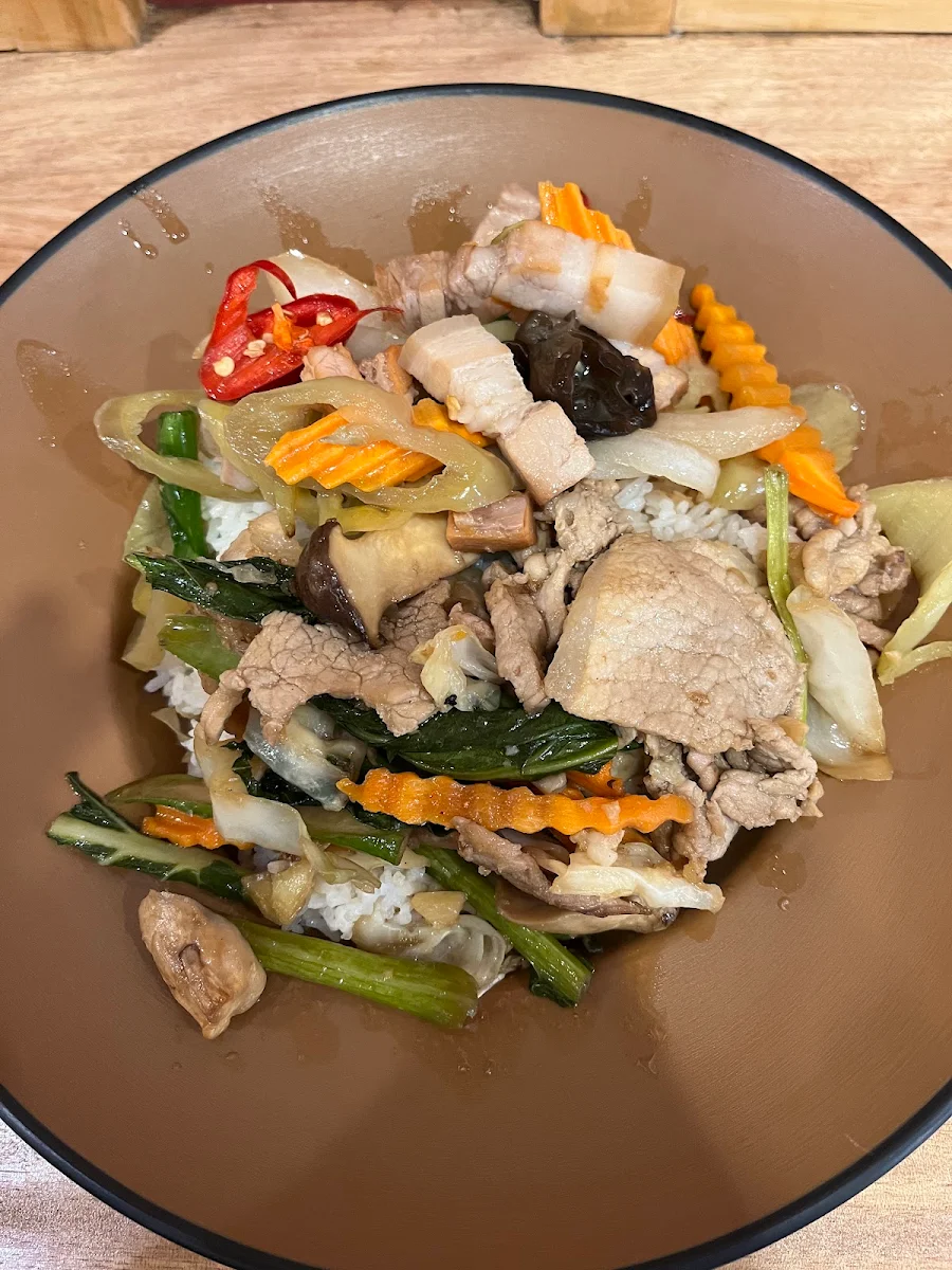 Highlights, Khao Neow Thai Street Food