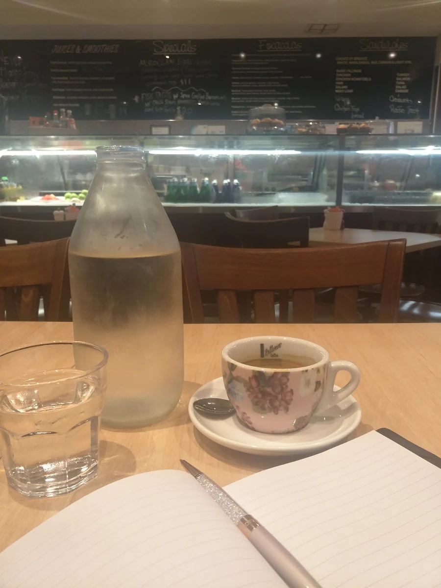 Coffee, Lil Kitch