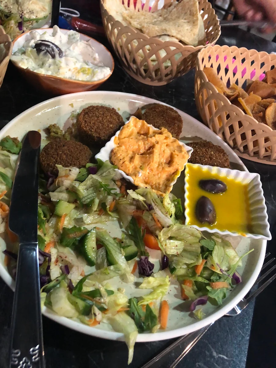 Falafel Plate