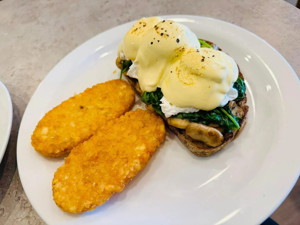 Eggs Benedict