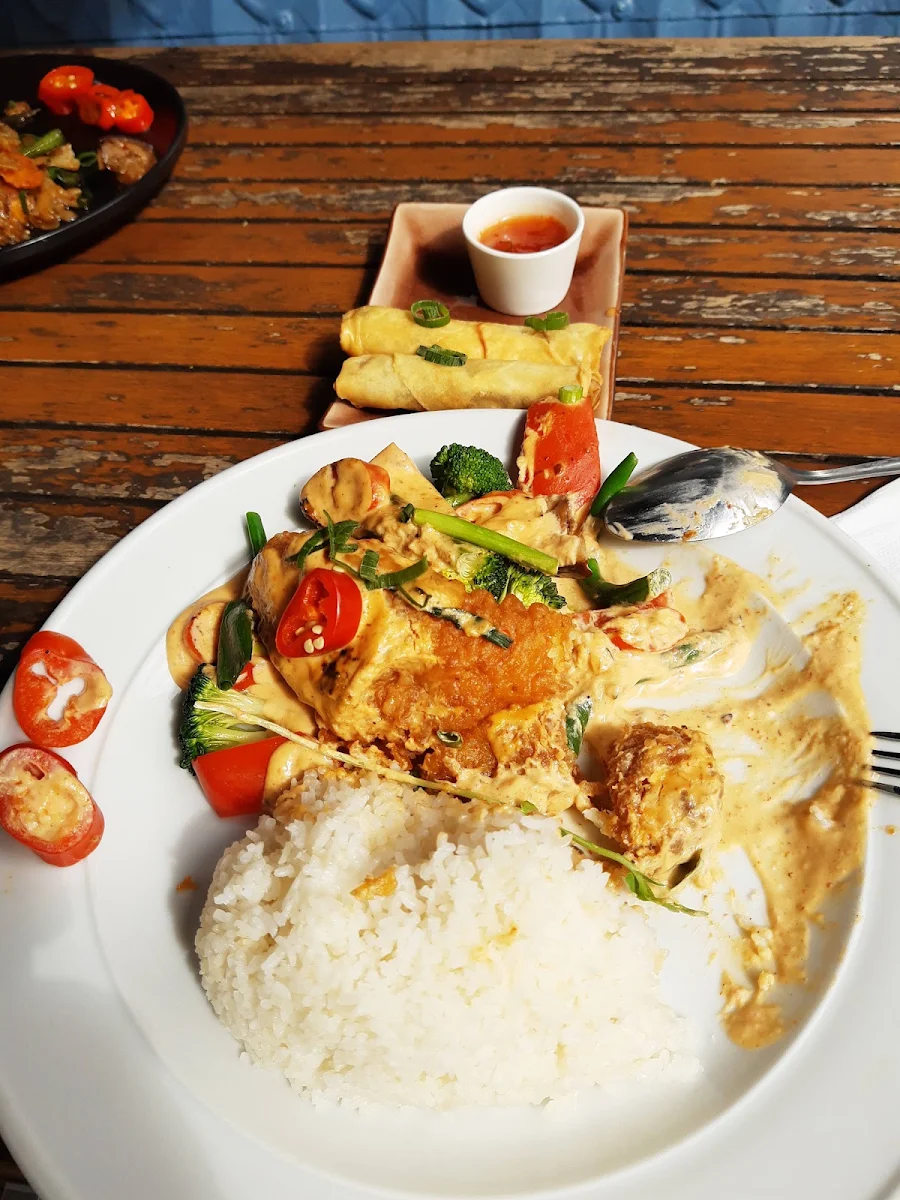 Foo Chee Fish, Hotel Sweeney's