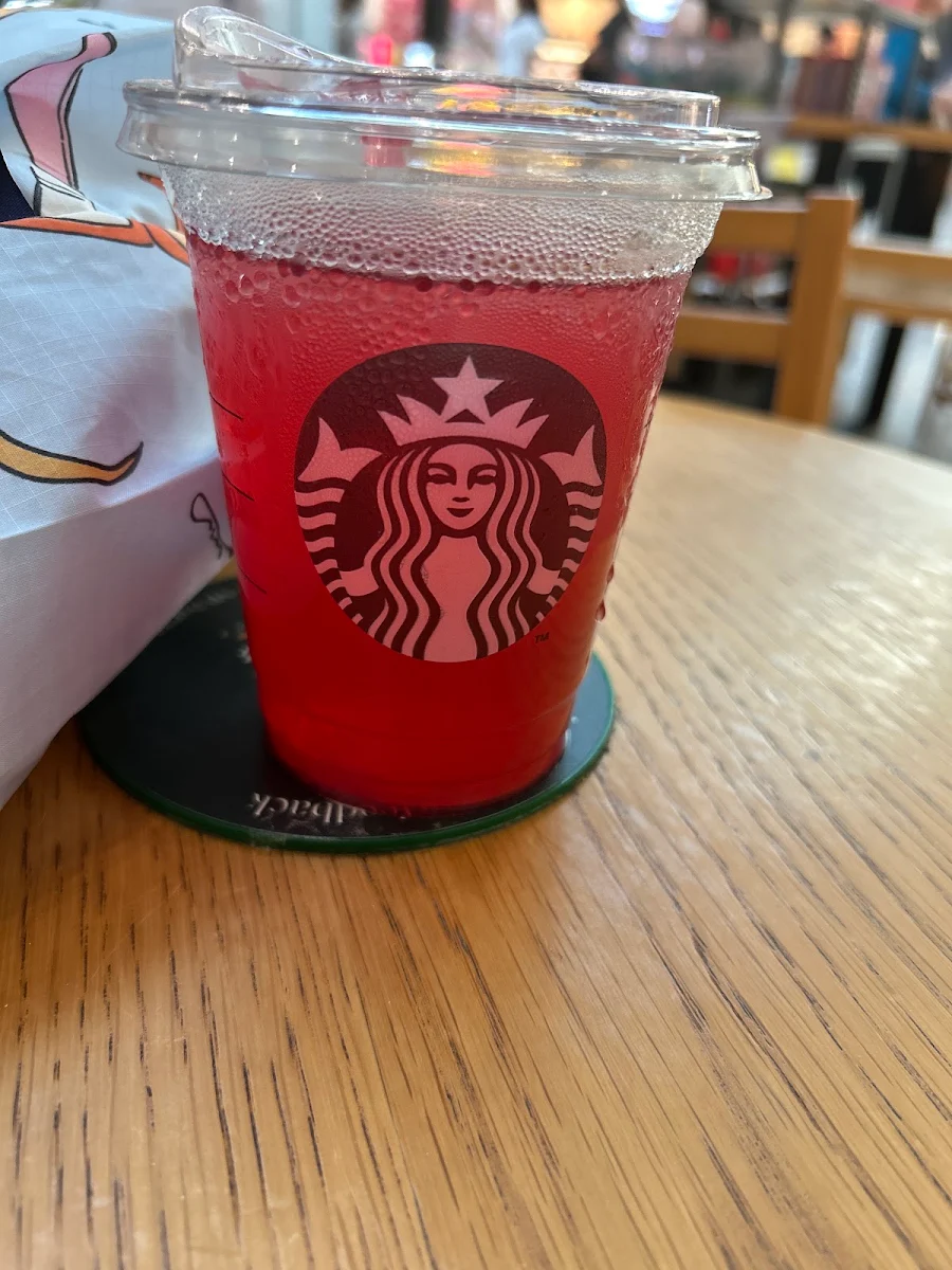 Highlights, Starbucks Fountain Gate