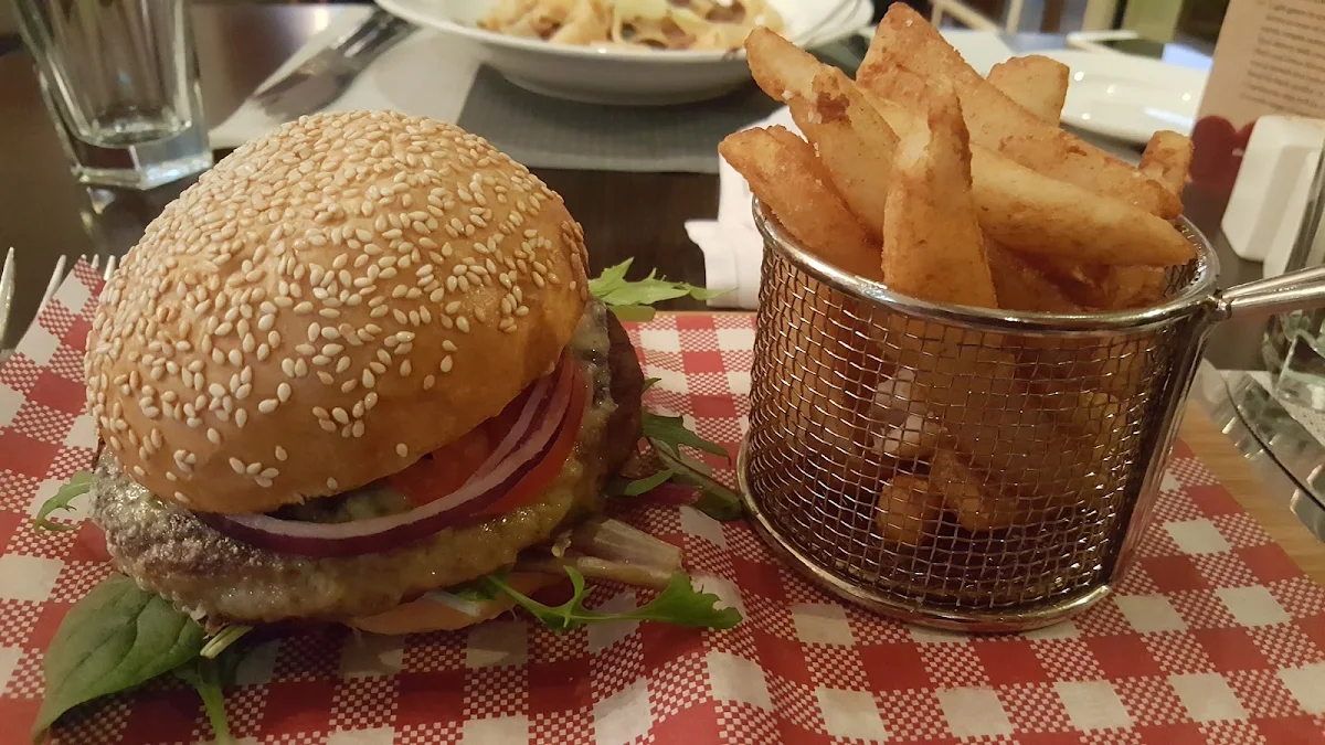 Highlights, Rhys' Restaurant