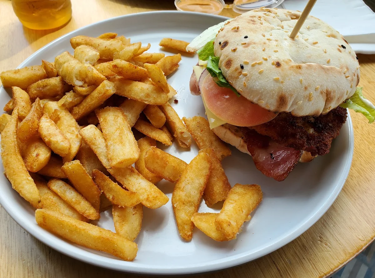 Plain and Simple Schnitzel, Schnitz The Glen