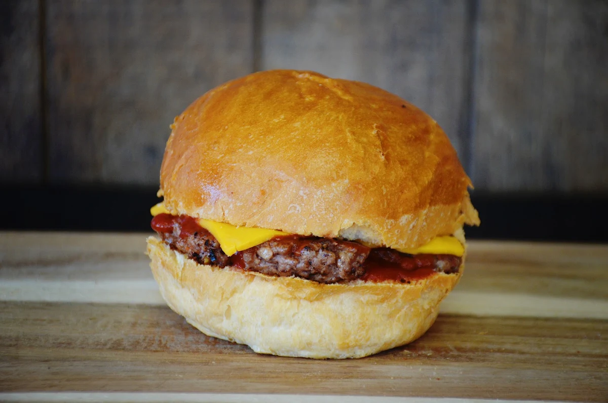 Cheese Burger, Georges On Argyle