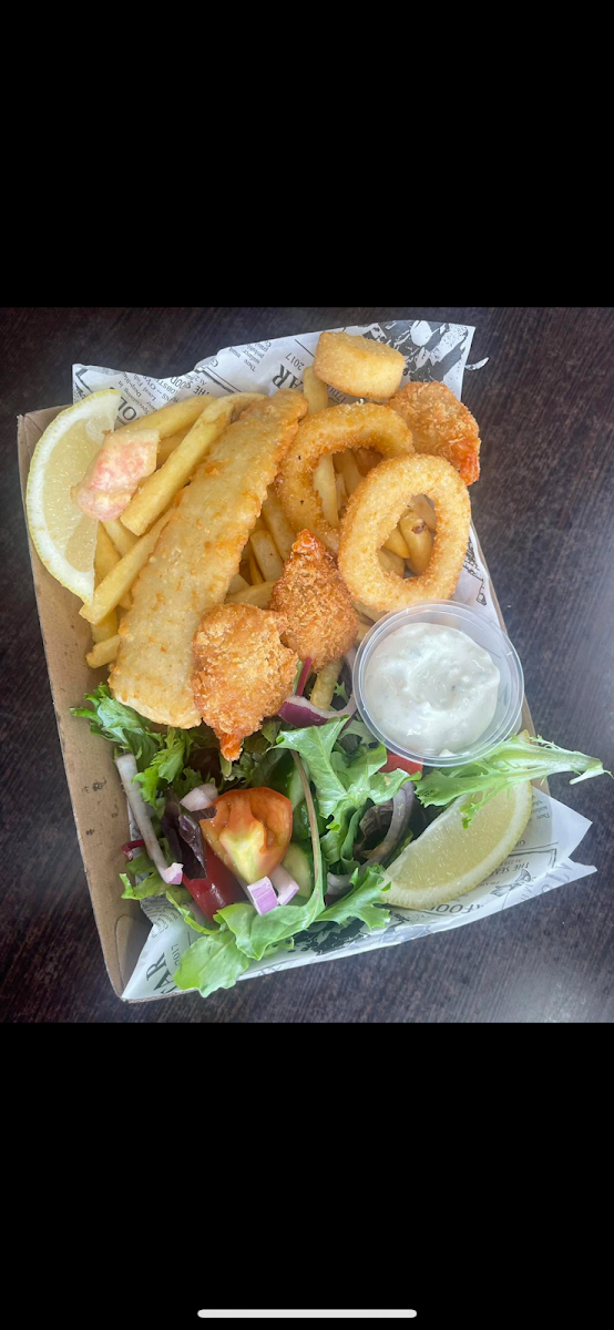 Fish Chips & Salad, Georges On Argyle