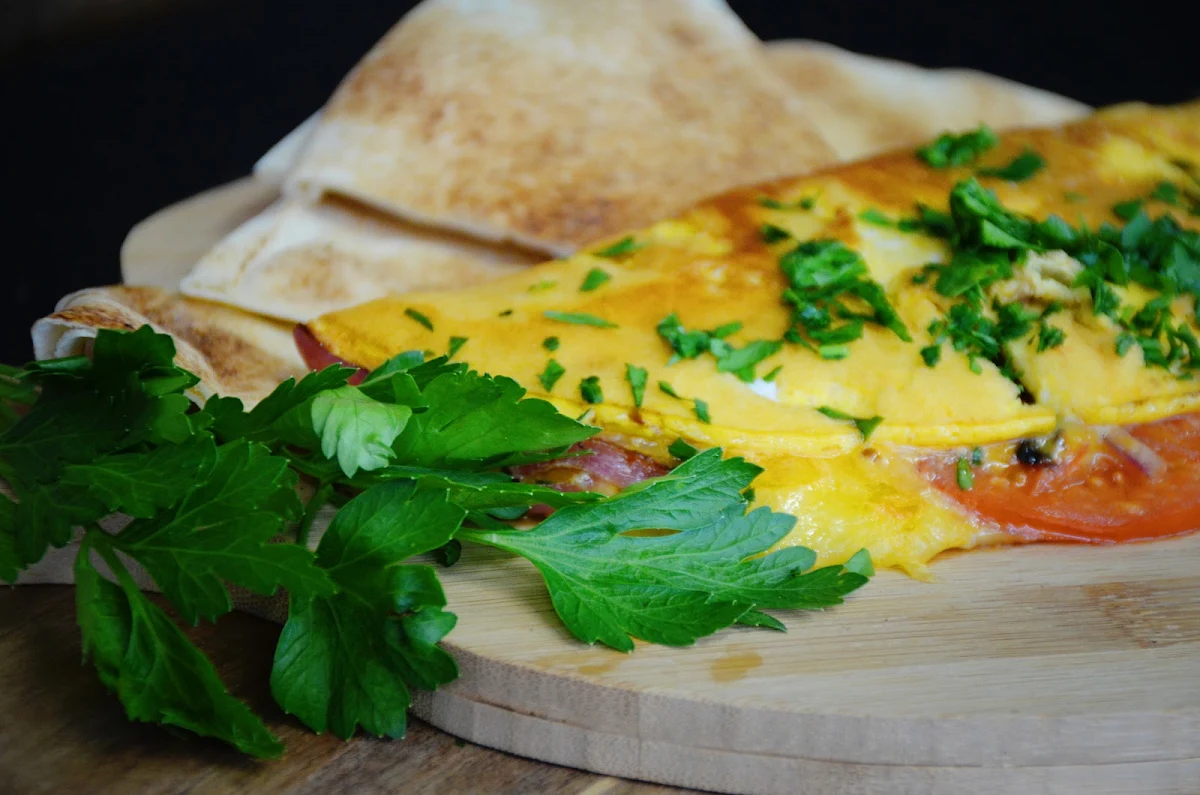 Spanish Omelette Wrap, Georges On Argyle