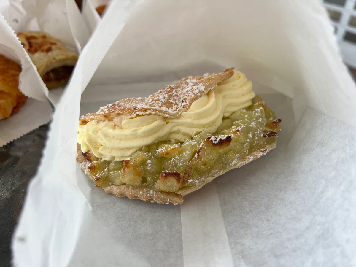 Highlights, Vince Fresh Bakery