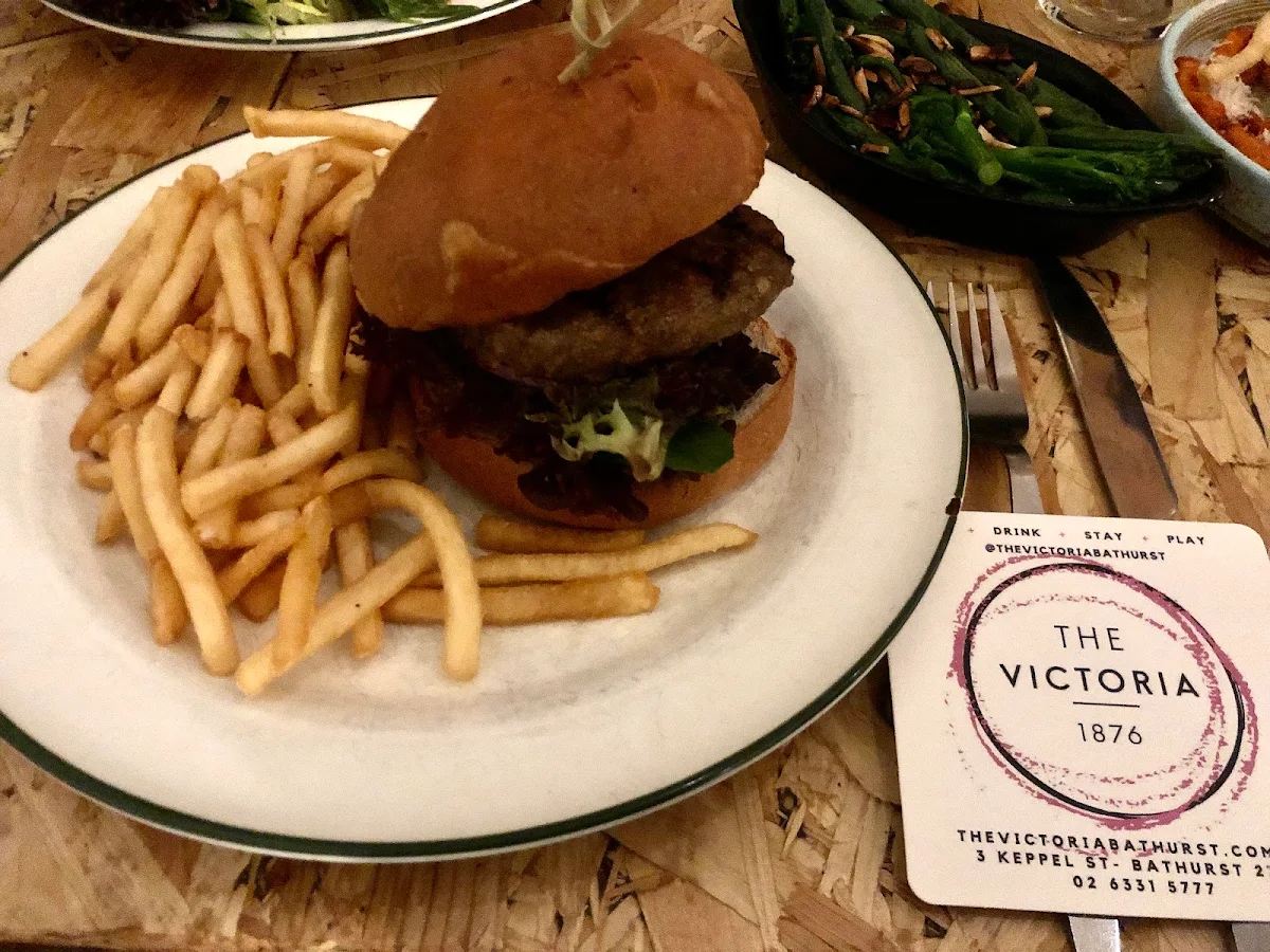 Beef Burger, The Victoria Bathurst