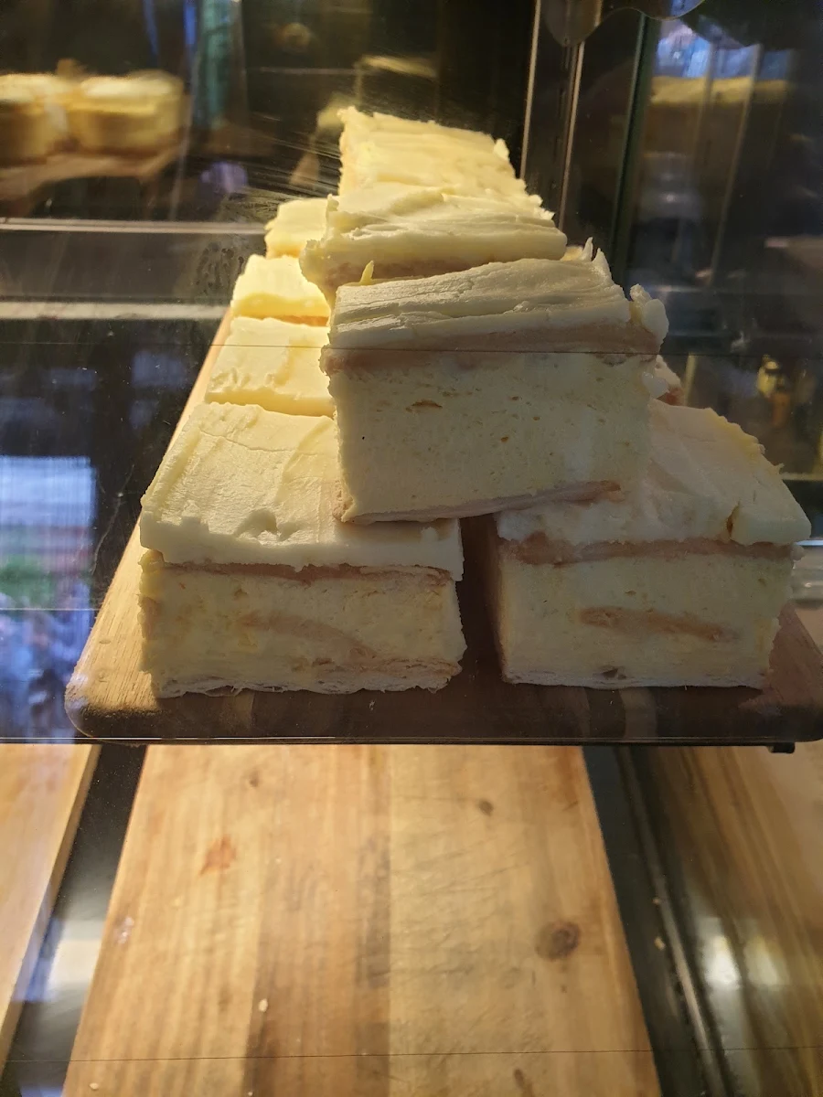 Vanilla Slice, Lamezleighs Coffee House & Eatery