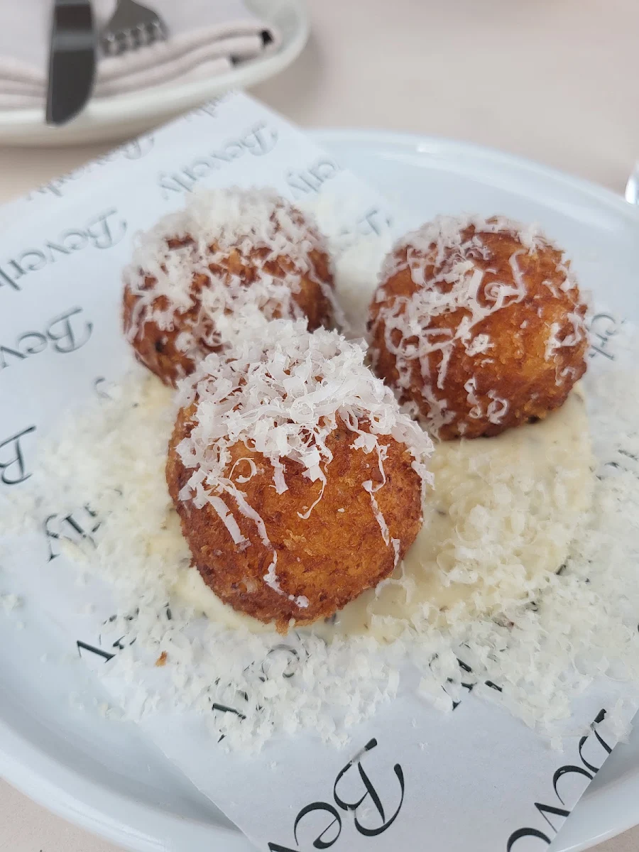 Truffle Mac & Cheese Croquettes
