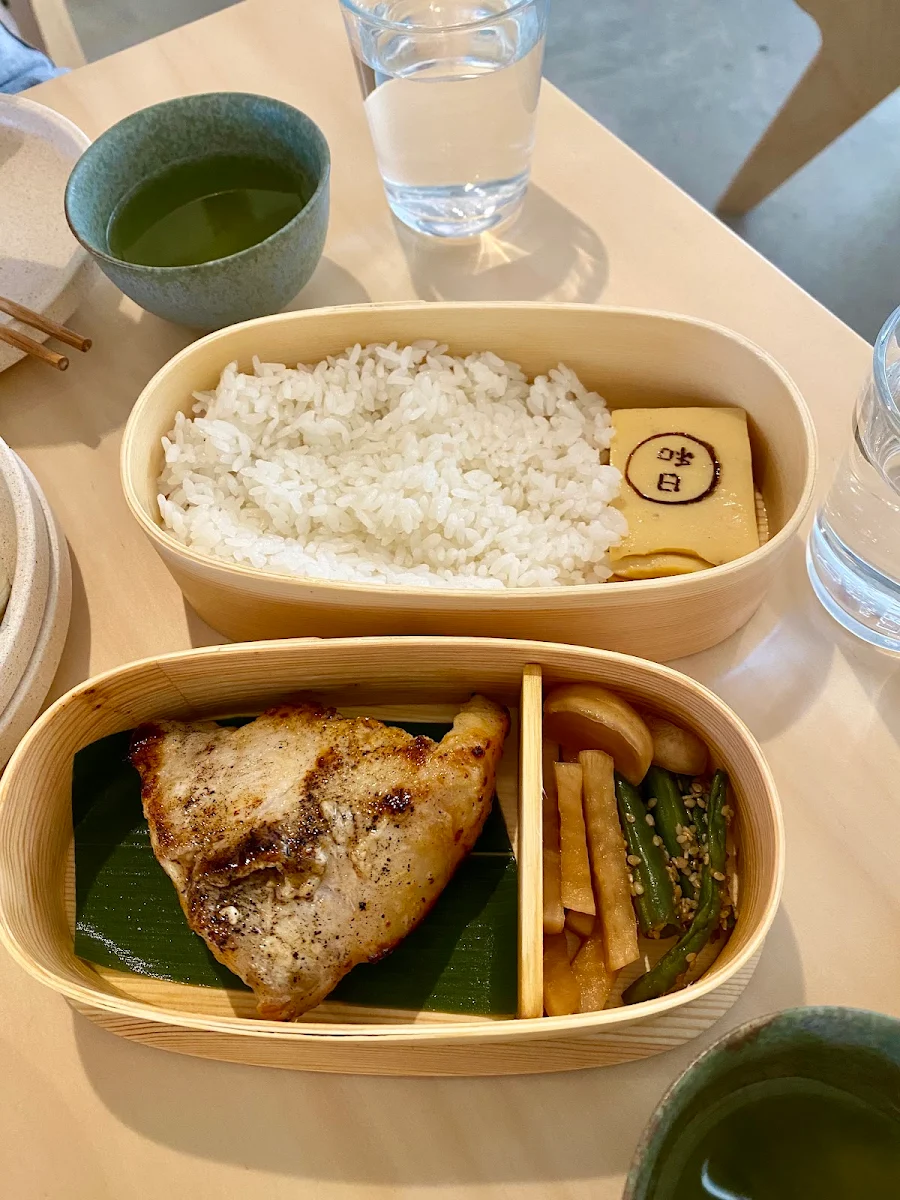 Highlights, Hiyori Japanese Bar & Restaurant