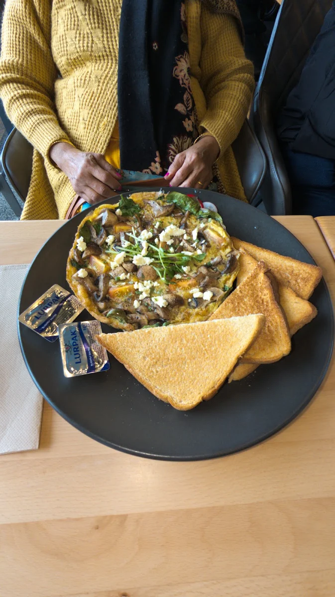 Omelette, Oliver Brown