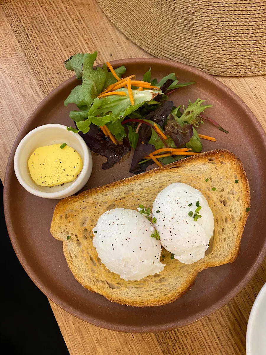Poached Eggs and Toast