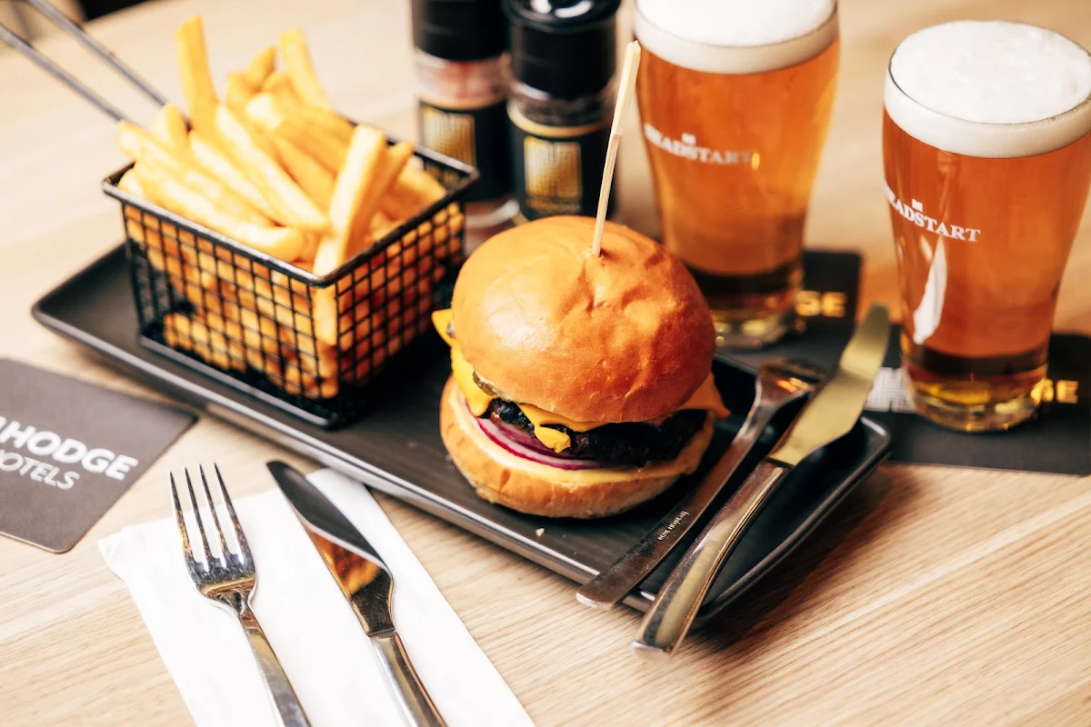Highlights, Lake Macquarie Tavern