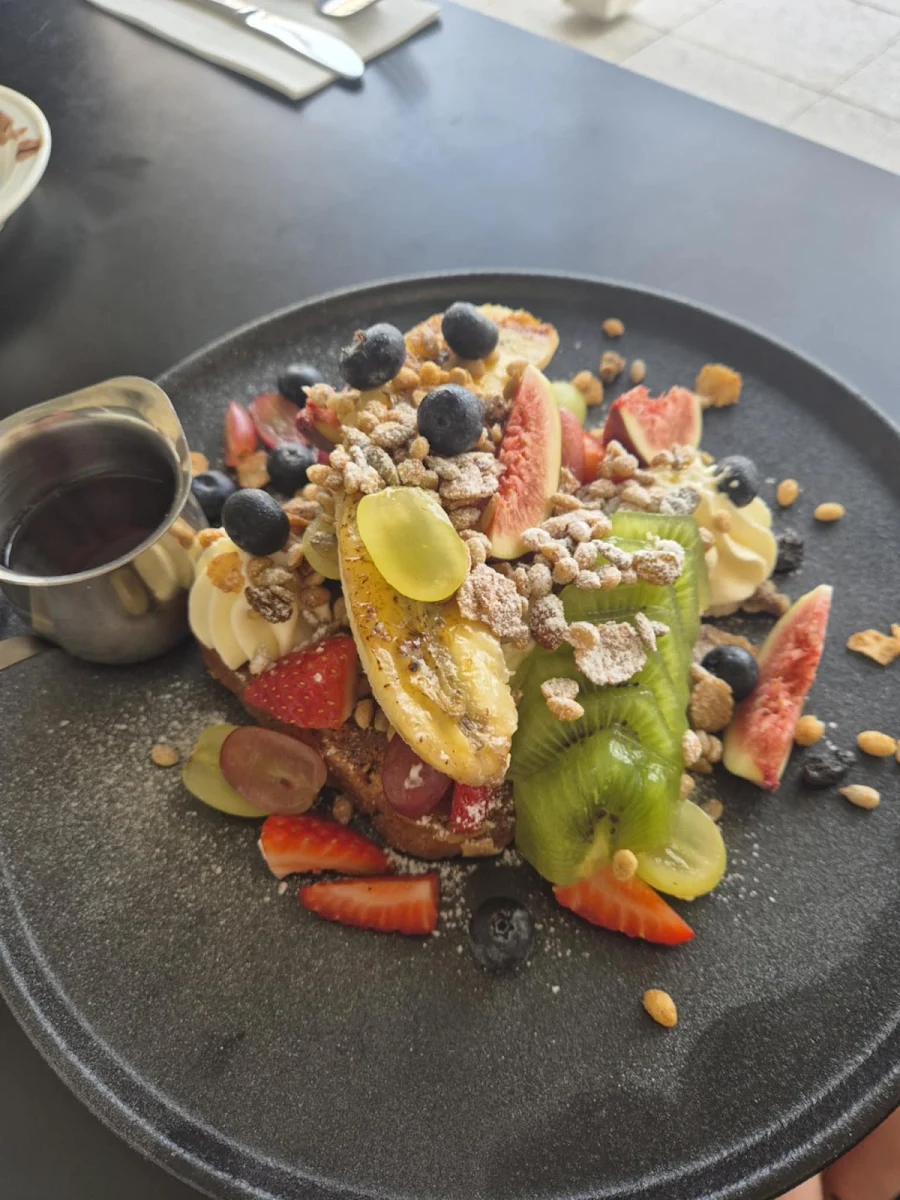 Highlights, Cafe Beyond