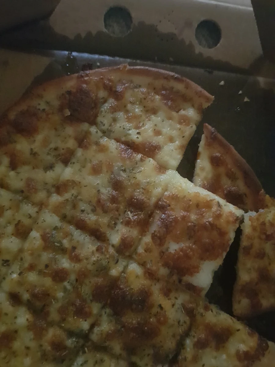 Garlic Cheese Pizza