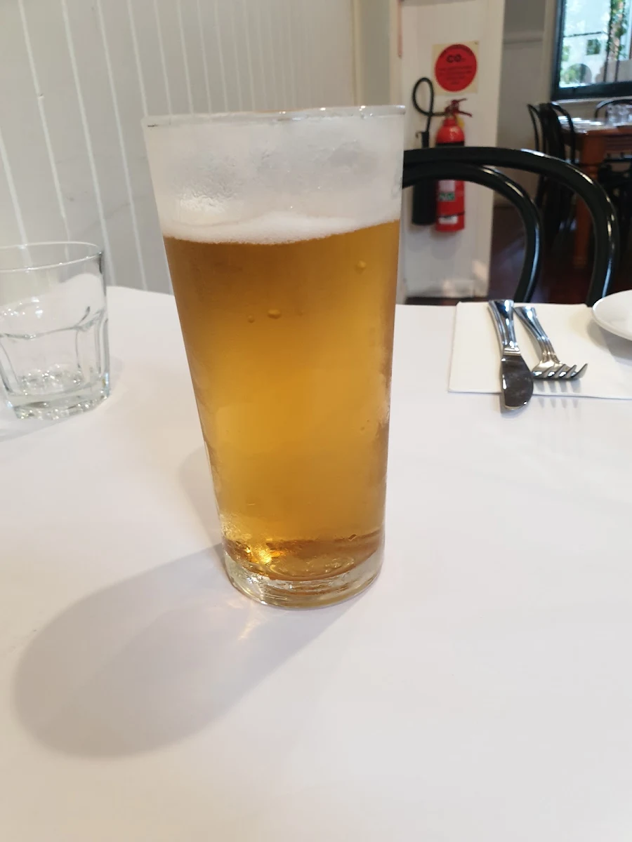 Super Dry, The Kentish Hotel