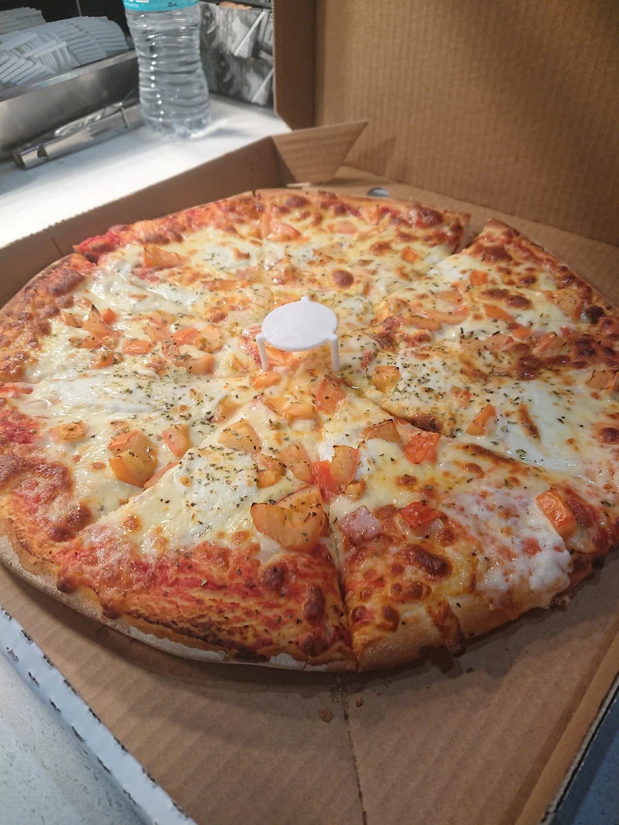 Highlights, Crav’N Pizza & Takeaway Mildura