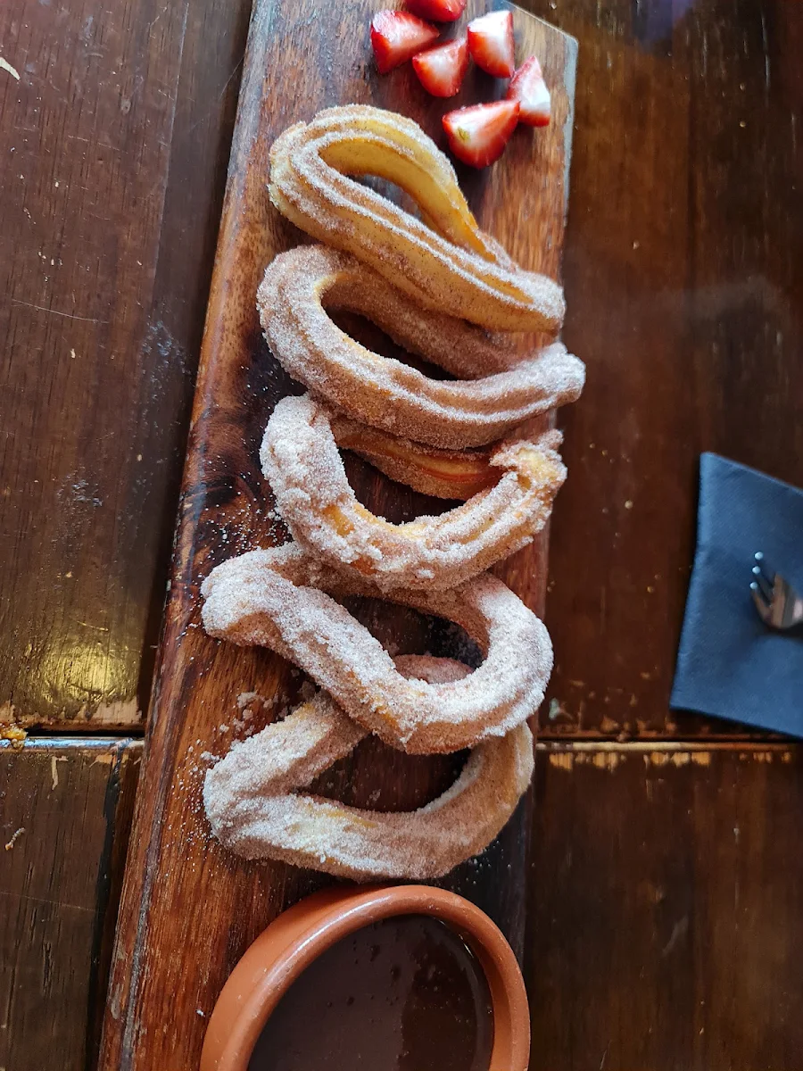 Churros Y Chocolate