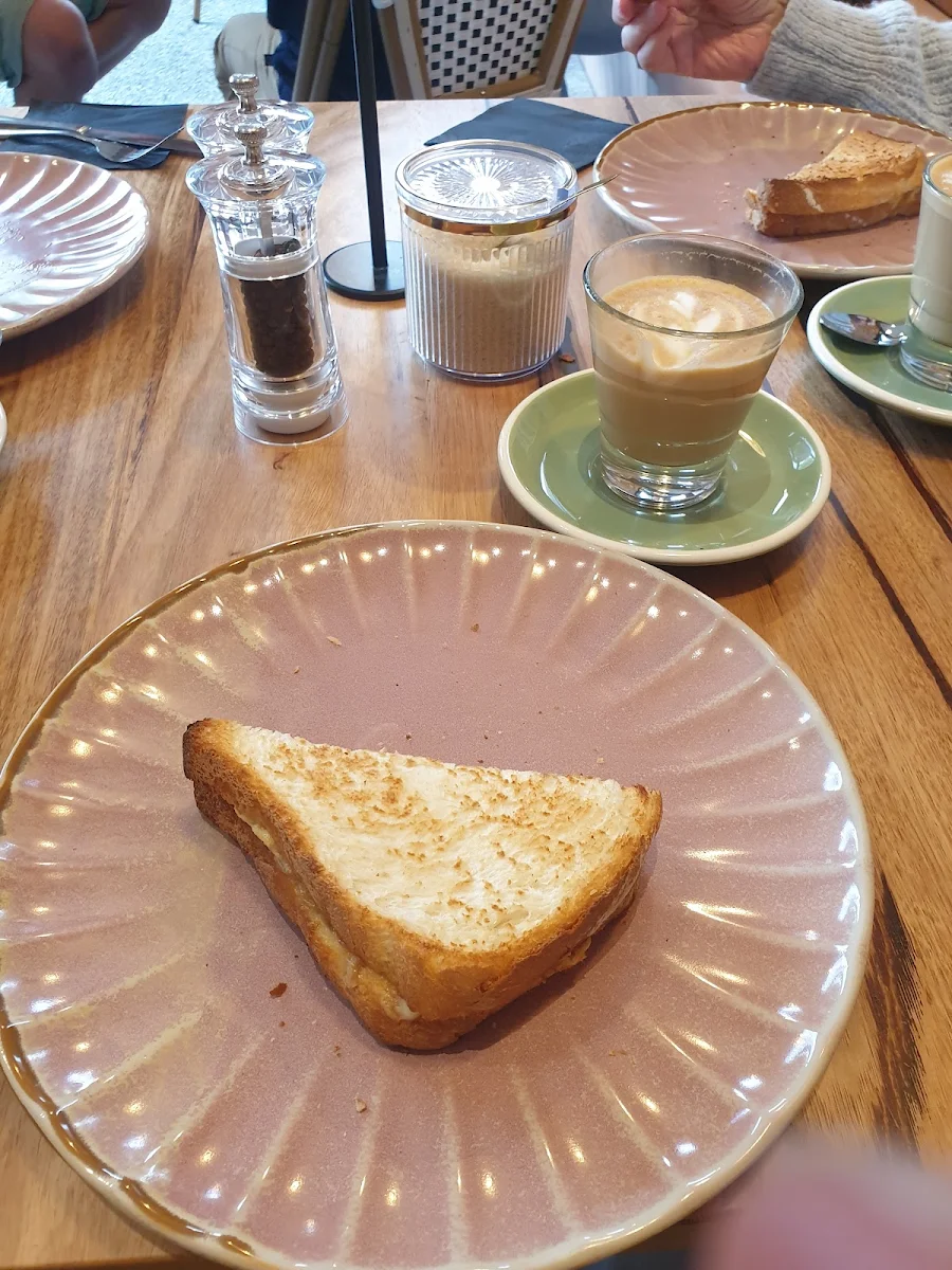 Highlights, Crossroads Coffee Bar