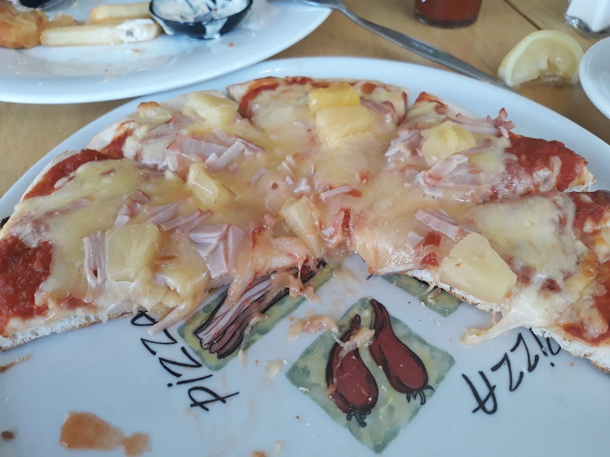 Hawaiian Pizza