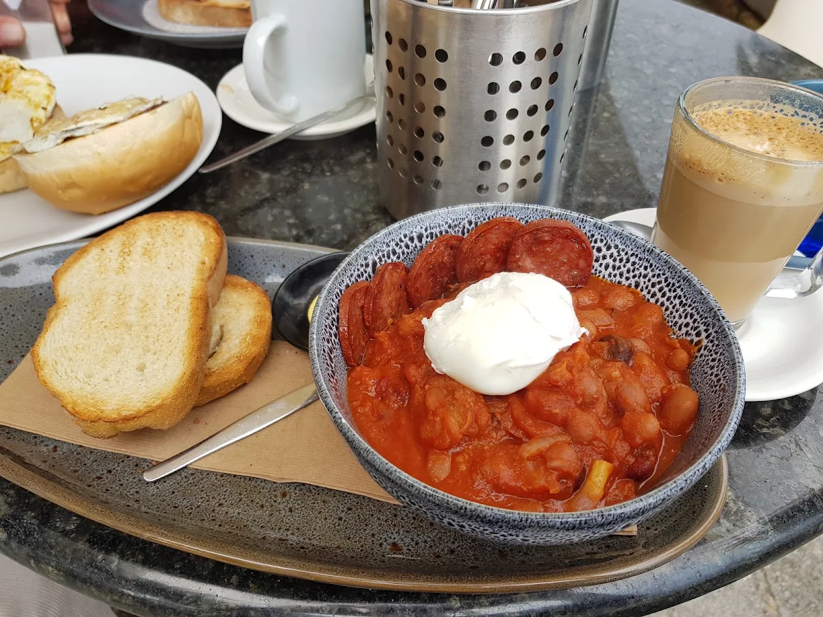 Spanish Beans with Friends