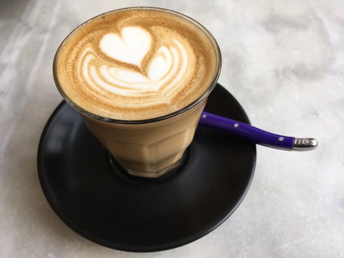 Cappuccino, cafe d'Yvoire