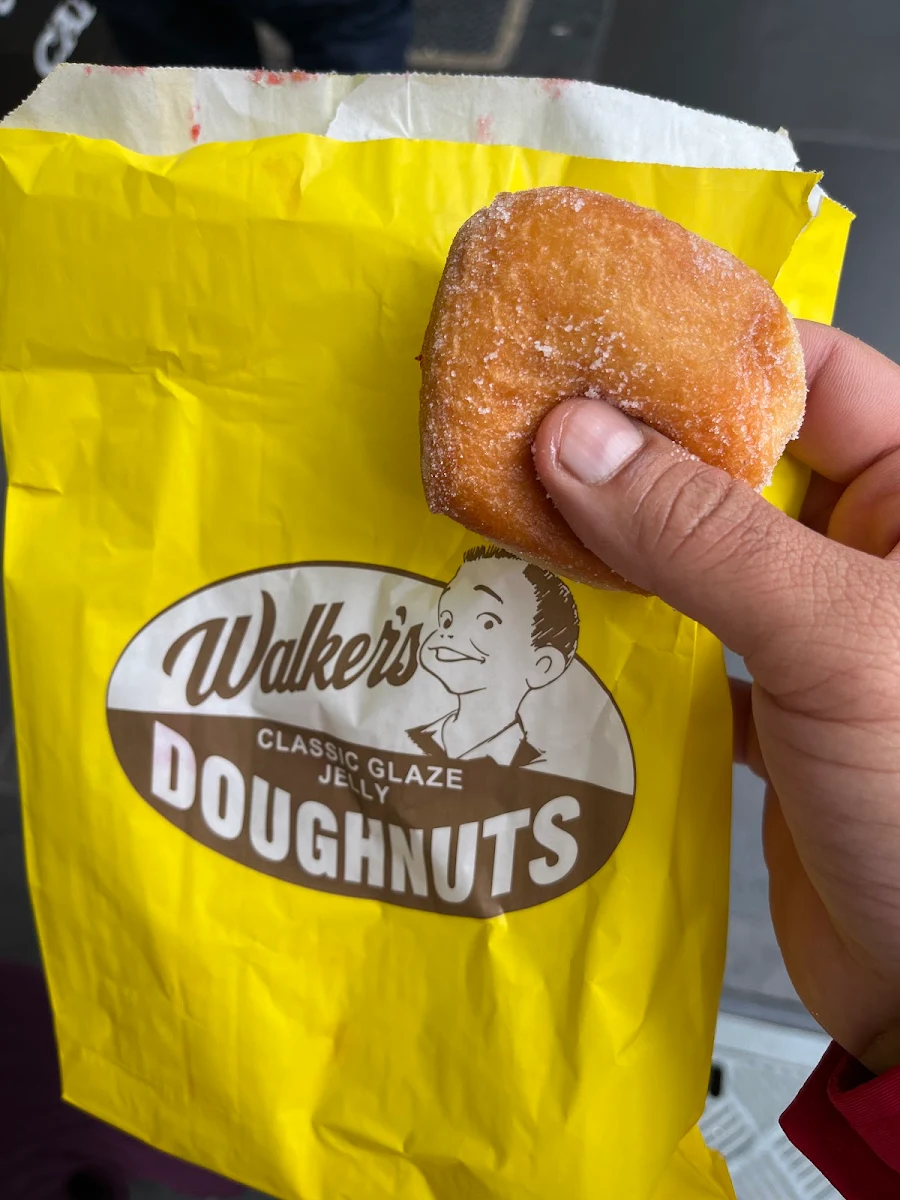 Highlights, Walker's Doughnuts Flinders Street Station