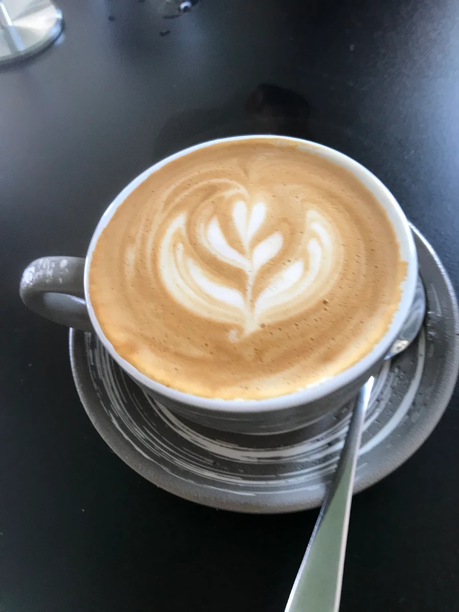 Flat White, Cafe Ya Here