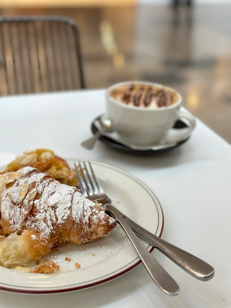 Highlights, Caffé Moda
