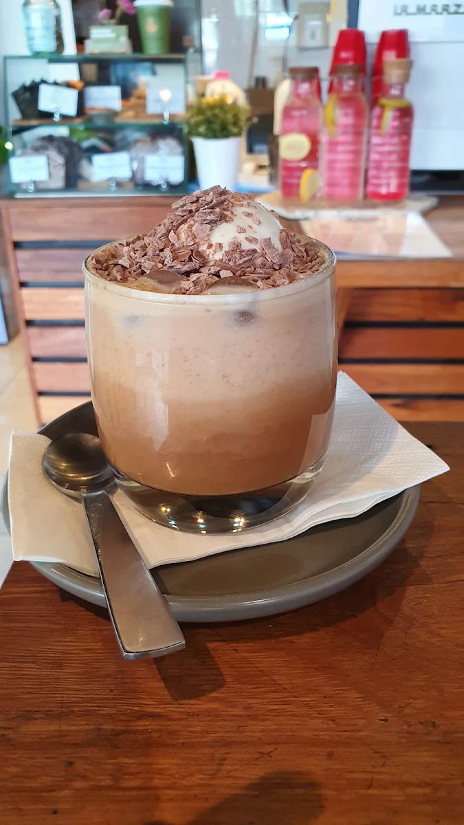 Iced Mocha, Bean Roasted Espresso Bar