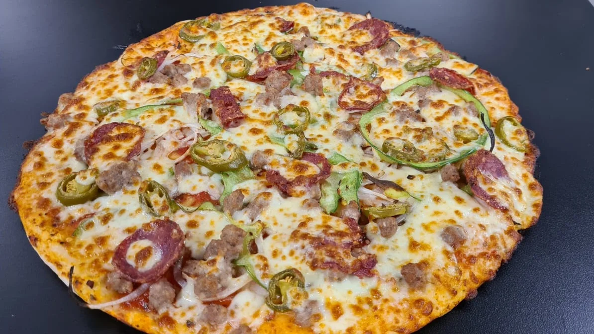 Highlights, Graceville Pizza