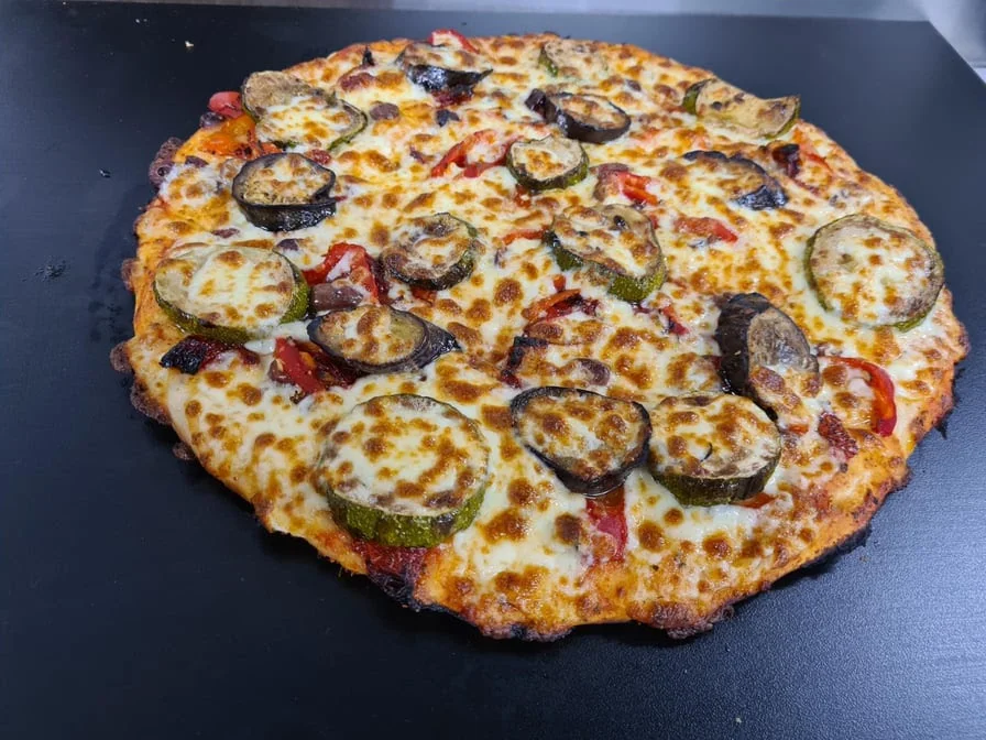 Highlights, Graceville Pizza
