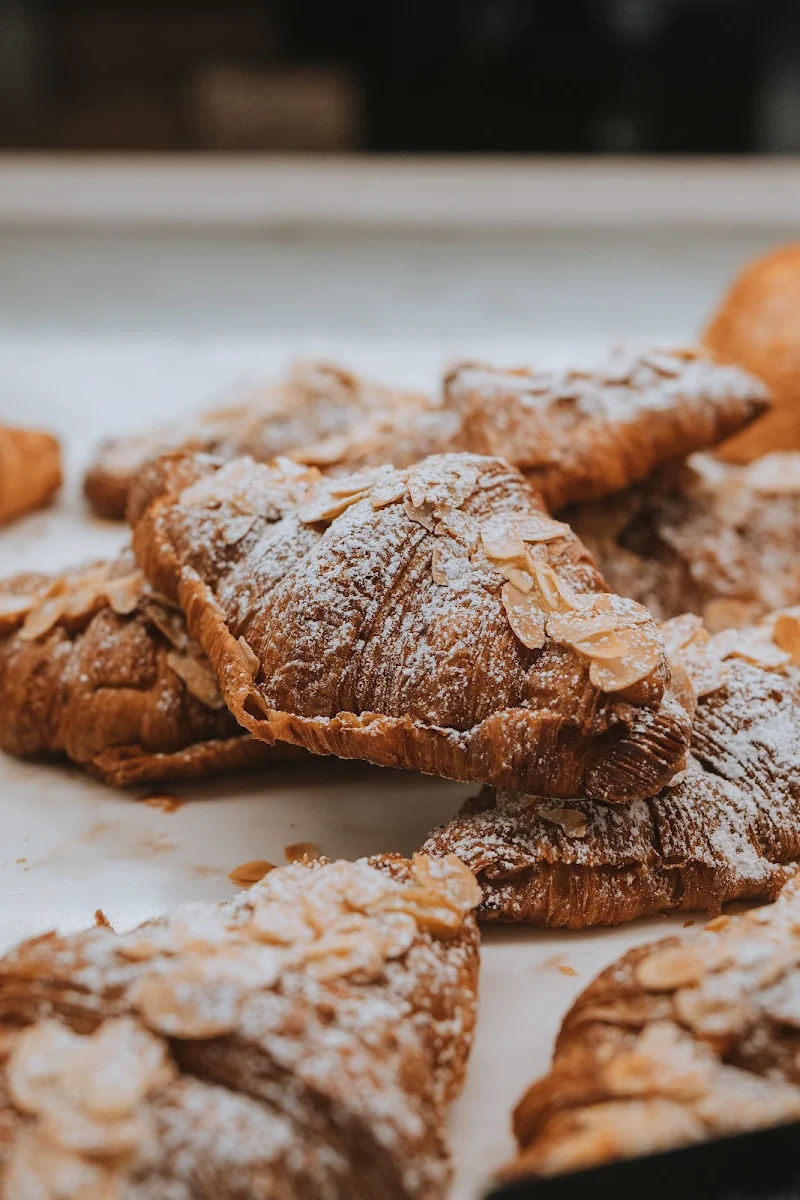 Almond Croissant X 2