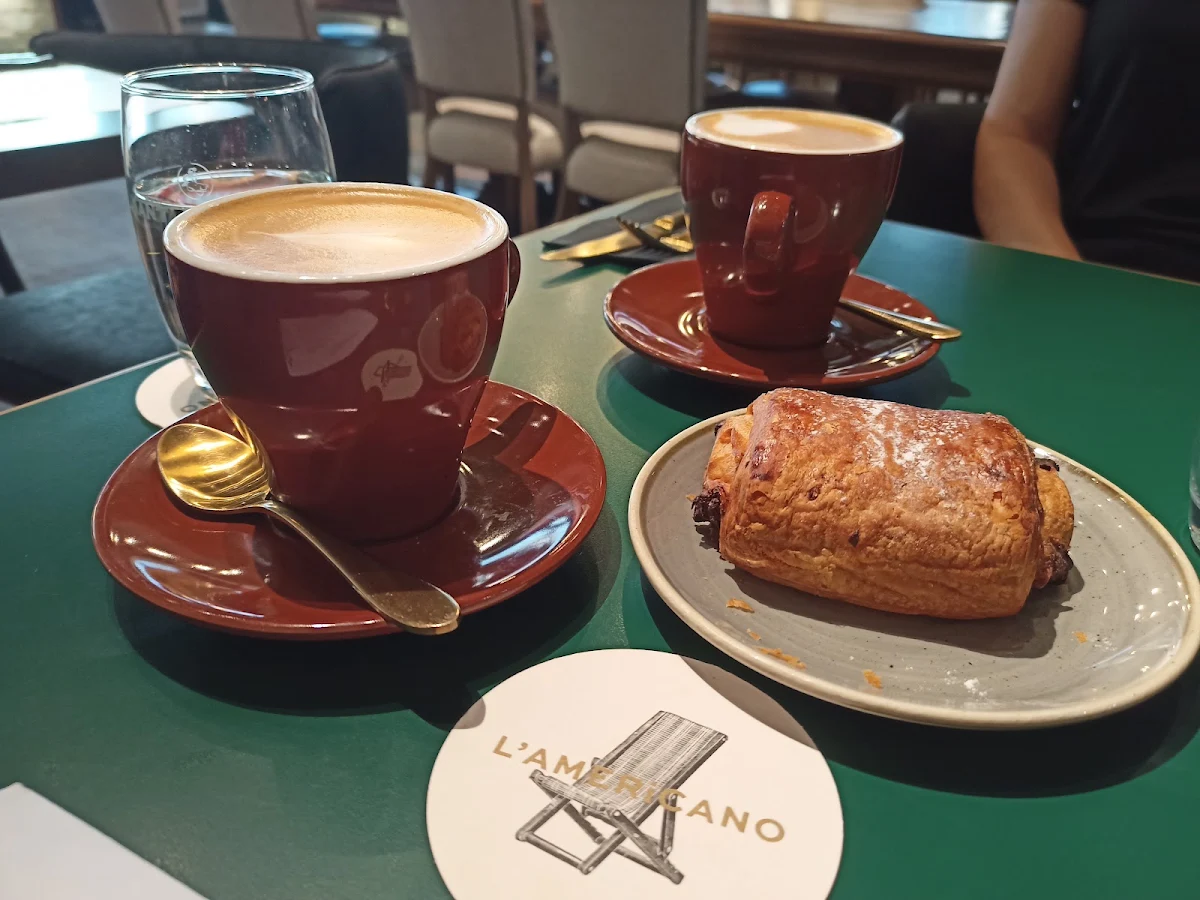 Croissants, L'Americano Espresso Bar