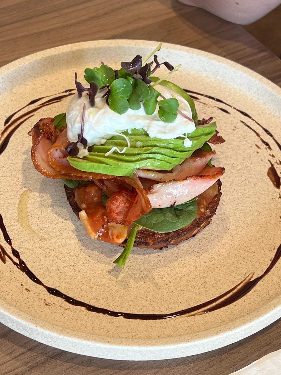Rosti & Bacon Stack, Memento Robina