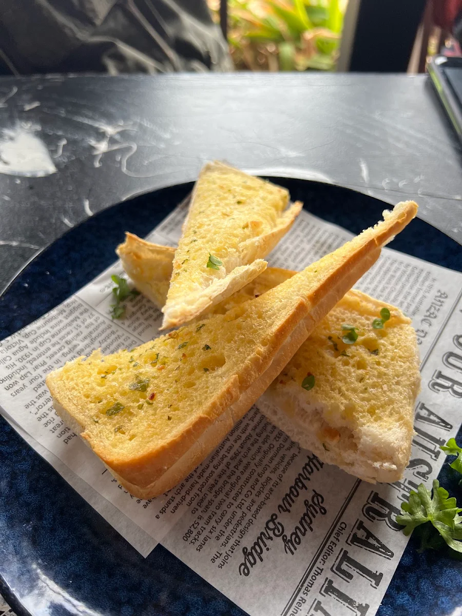 Garlic Bread, O'Sheas Restaurant