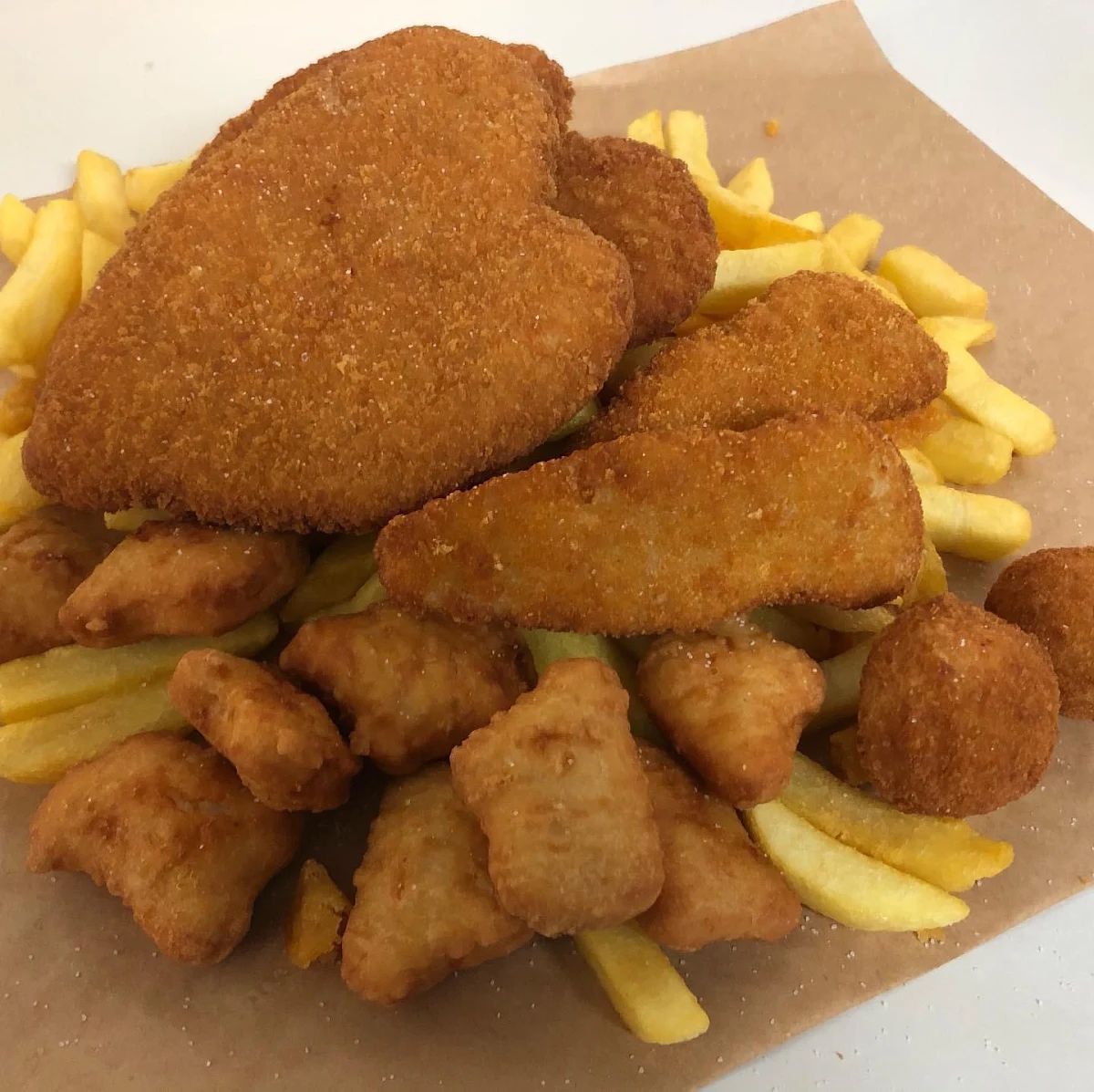 Chicken Breast Nuggets & Chips