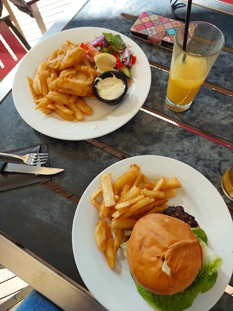 Barramundi & Chips and Beef Burger
