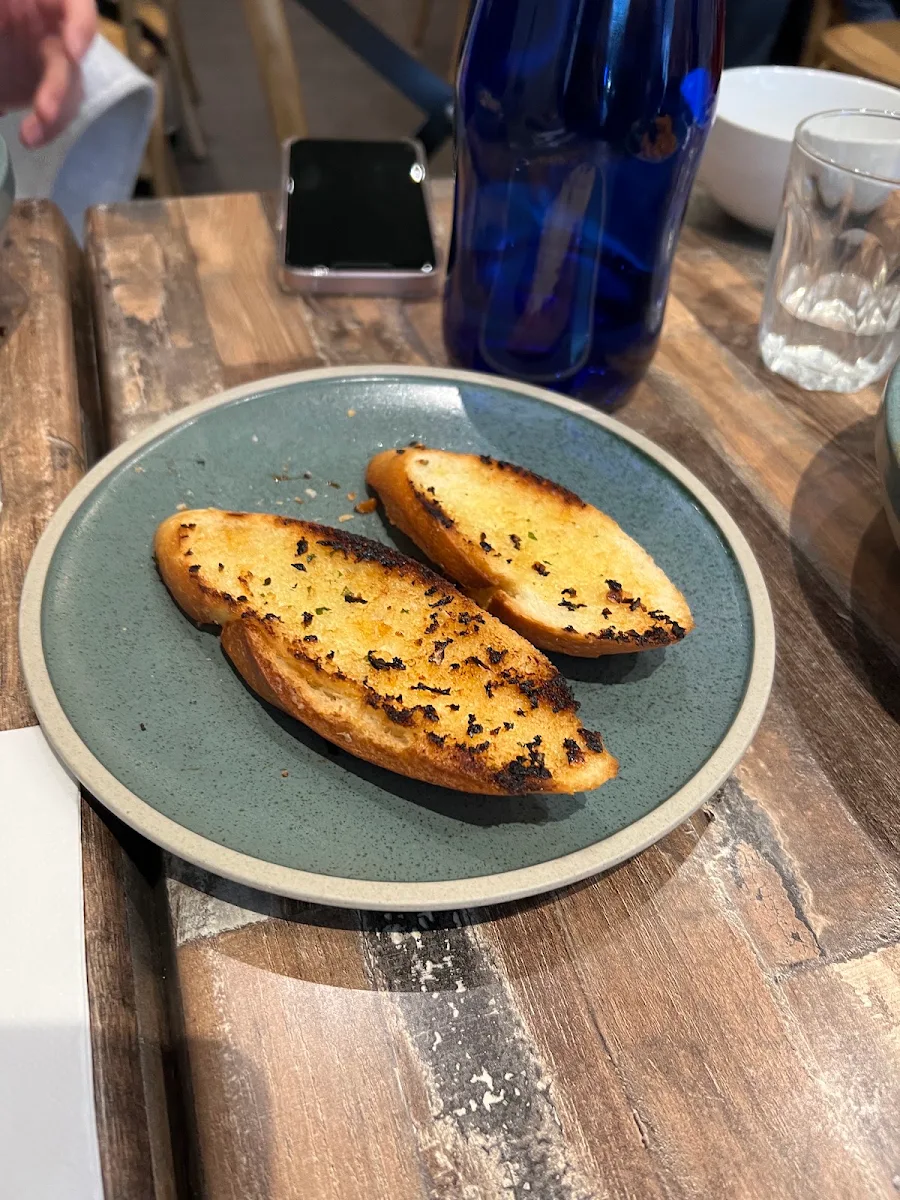 Garlic Bread, Triim