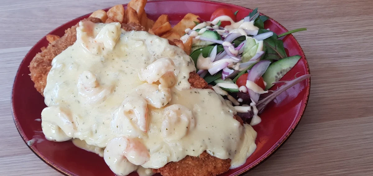 Beef Schnitzel, The Somerset Hotel