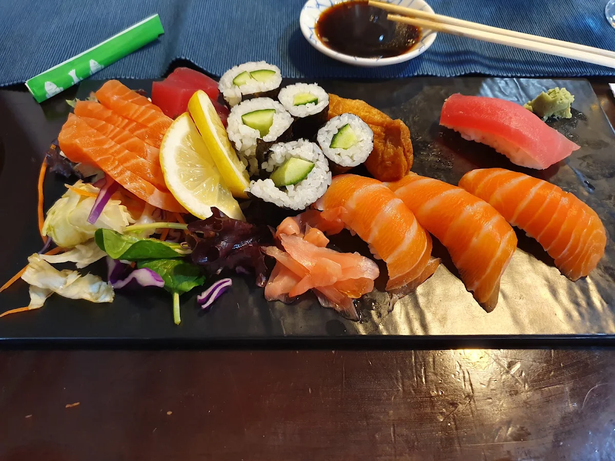 Sushi and Sashimi Combo