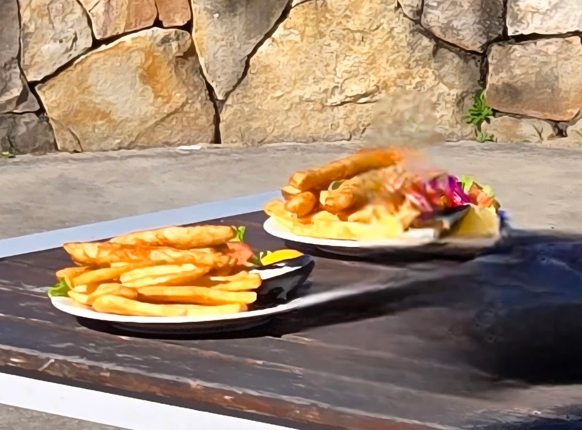 Highlights, Sandpit Cafe