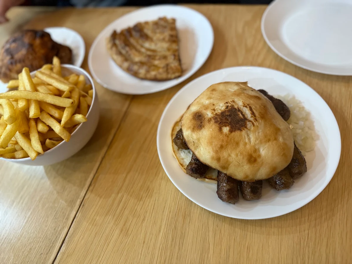 Highlights, Teo's Charcoal Grill