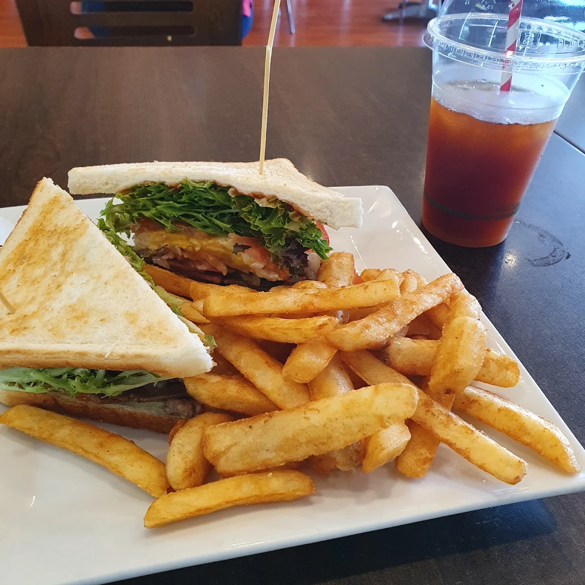 Steak Sandwich & Chips
