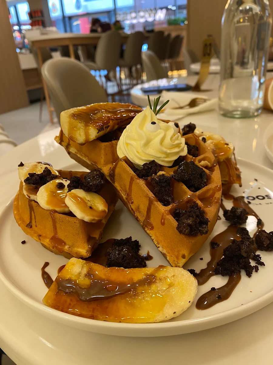 Highlights, WOOSS Au Desserts and Cafe