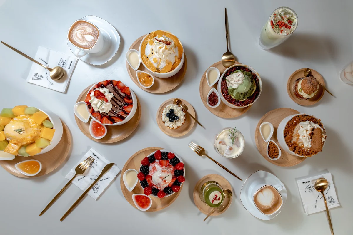Highlights, WOOSS Au Desserts and Cafe