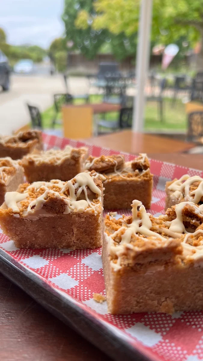 Highlights, Housemade Food & Coffee