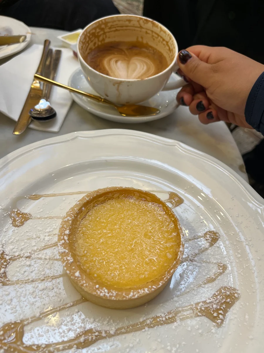 Highlights, Le Petit Chateau Restaurant